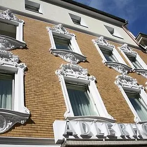 Alojamento de Acomodação e Pequeno-almoço Adlerhof, Salzburgo